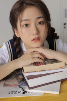年轻的邻居